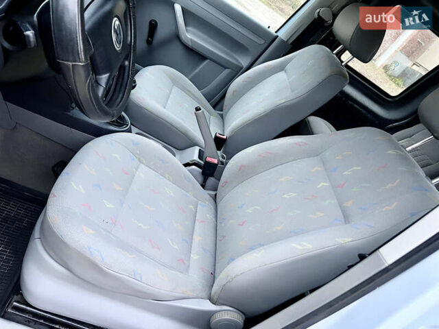 Серый Фольксваген Кадди, объемом двигателя 2 л и пробегом 286 тыс. км за 5499 $, фото 26 на Automoto.ua