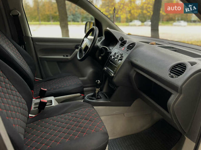 Фольксваген Кадди 2005 в Житомире на Automoto.ua Серый Фольксваген Кадди, объемом двигателя 1.9 л и пробегом 352 тыс. км за 6500 $, фото 15 на Automoto.ua