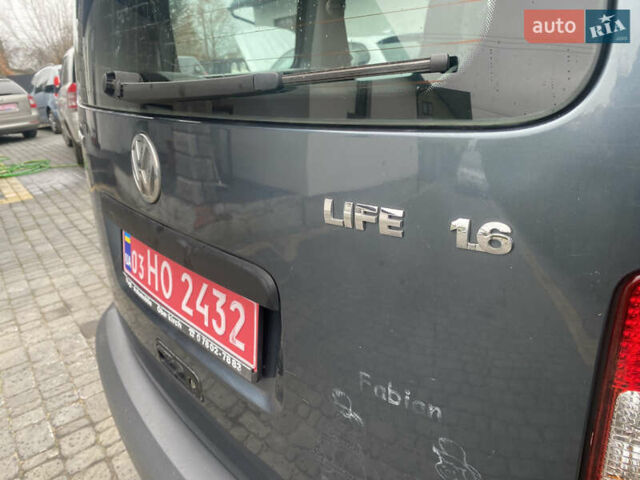 Сірий Фольксваген Кадді, об'ємом двигуна 1.6 л та пробігом 216 тис. км за 6000 $, фото 13 на Automoto.ua