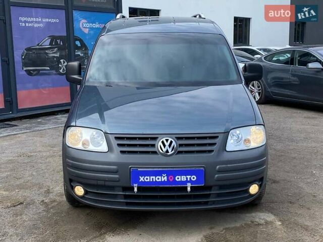 Серый Фольксваген Кадди, объемом двигателя 1.6 л и пробегом 203 тыс. км за 7800 $, фото 1 на Automoto.ua