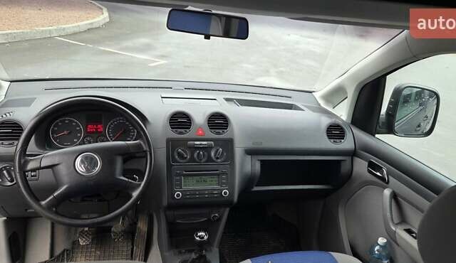 Серый Фольксваген Кадди, объемом двигателя 1.39 л и пробегом 224 тыс. км за 6200 $, фото 34 на Automoto.ua