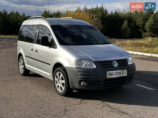Серый Фольксваген Кадди, объемом двигателя 1.97 л и пробегом 227 тыс. км за 5500 $, фото 2 на Automoto.ua