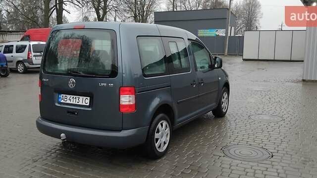 Серый Фольксваген Кадди, объемом двигателя 1.6 л и пробегом 230 тыс. км за 5500 $, фото 4 на Automoto.ua