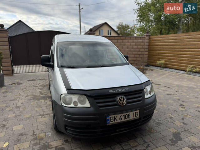 Сірий Фольксваген Кадді, об'ємом двигуна 2 л та пробігом 370 тис. км за 3950 $, фото 17 на Automoto.ua