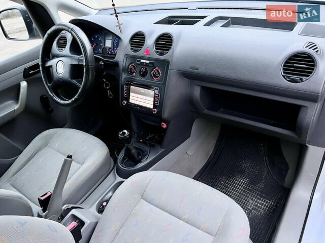 Серый Фольксваген Кадди, объемом двигателя 2 л и пробегом 286 тыс. км за 5499 $, фото 33 на Automoto.ua