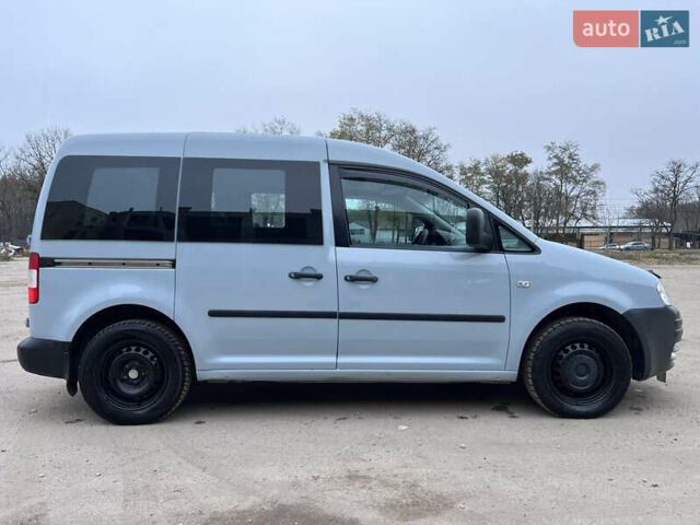Серый Фольксваген Кадди, объемом двигателя 2 л и пробегом 286 тыс. км за 5499 $, фото 3 на Automoto.ua