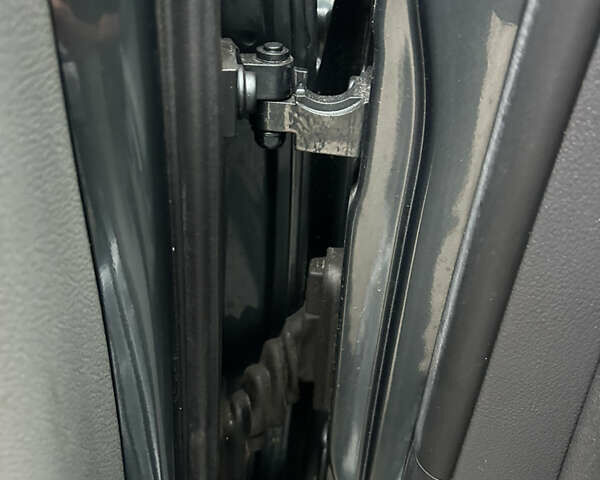 Сірий Фольксваген Кадді, об'ємом двигуна 1.6 л та пробігом 197 тис. км за 6350 $, фото 38 на Automoto.ua