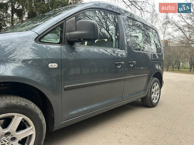 Сірий Фольксваген Кадді, об'ємом двигуна 1.6 л та пробігом 197 тис. км за 6350 $, фото 7 на Automoto.ua