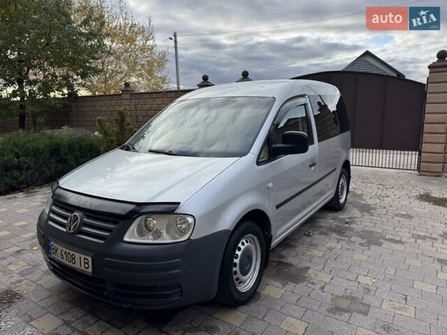 Сірий Фольксваген Кадді, об'ємом двигуна 2 л та пробігом 370 тис. км за 3950 $, фото 13 на Automoto.ua