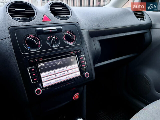 Серый Фольксваген Кадди, объемом двигателя 2 л и пробегом 286 тыс. км за 5499 $, фото 21 на Automoto.ua