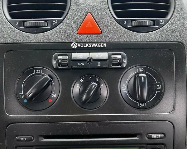 Фольксваген Кадди 2005 в Новоукраинке на Automoto.ua Серый Фольксваген Кадди, объемом двигателя 1.9 л и пробегом 201 тыс. км за 8650 $, фото 10 на Automoto.ua