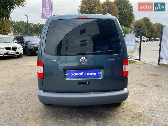 Серый Фольксваген Кадди, объемом двигателя 1.6 л и пробегом 203 тыс. км за 7800 $, фото 5 на Automoto.ua