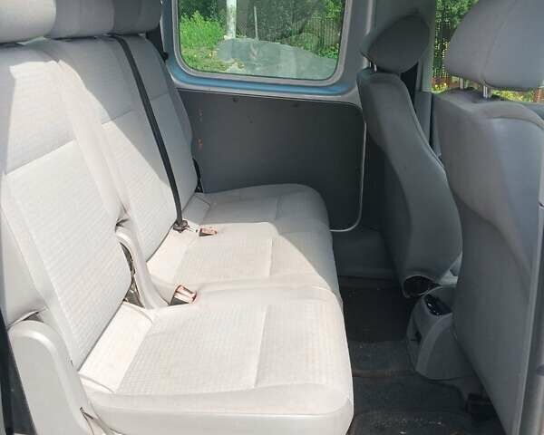 Серый Фольксваген Кадди, объемом двигателя 1.9 л и пробегом 350 тыс. км за 4000 $, фото 6 на Automoto.ua