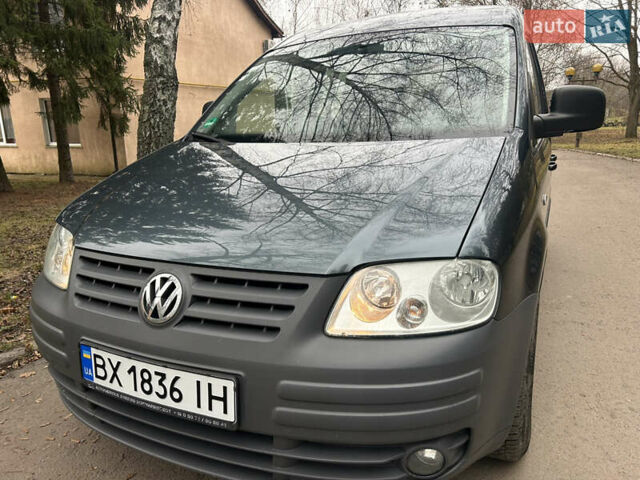 Сірий Фольксваген Кадді, об'ємом двигуна 1.6 л та пробігом 197 тис. км за 6350 $, фото 1 на Automoto.ua