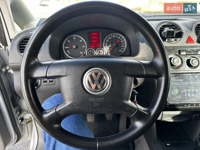Серый Фольксваген Кадди, объемом двигателя 1.97 л и пробегом 227 тыс. км за 5500 $, фото 10 на Automoto.ua