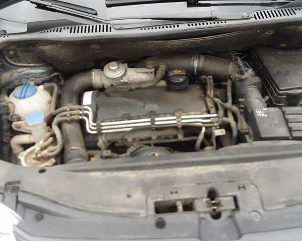 Серый Фольксваген Кадди, объемом двигателя 1.9 л и пробегом 240 тыс. км за 5800 $, фото 7 на Automoto.ua