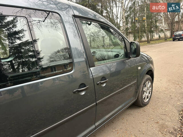 Сірий Фольксваген Кадді, об'ємом двигуна 1.6 л та пробігом 197 тис. км за 6350 $, фото 13 на Automoto.ua