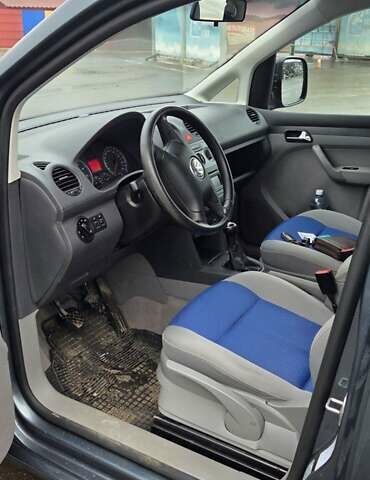 Серый Фольксваген Кадди, объемом двигателя 1.39 л и пробегом 224 тыс. км за 6200 $, фото 28 на Automoto.ua