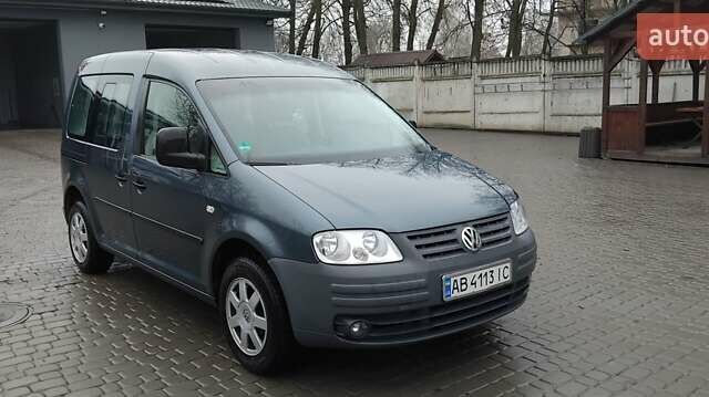 Серый Фольксваген Кадди, объемом двигателя 1.6 л и пробегом 230 тыс. км за 5500 $, фото 7 на Automoto.ua