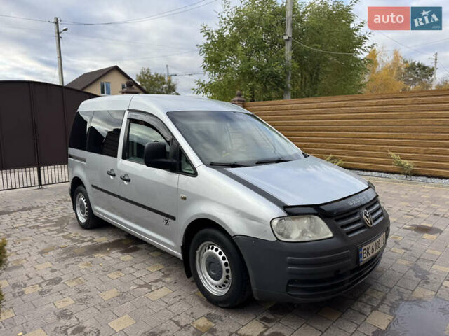 Сірий Фольксваген Кадді, об'ємом двигуна 2 л та пробігом 370 тис. км за 3950 $, фото 15 на Automoto.ua