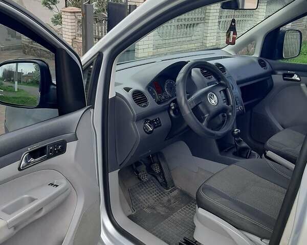 Фольксваген Кадди 2005 в Новоукраинке на Automoto.ua Серый Фольксваген Кадди, объемом двигателя 1.9 л и пробегом 201 тыс. км за 8650 $, фото 9 на Automoto.ua