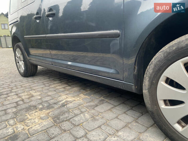 Сірий Фольксваген Кадді, об'ємом двигуна 1.6 л та пробігом 216 тис. км за 6000 $, фото 12 на Automoto.ua