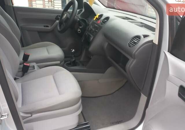 Сірий Фольксваген Кадді, об'ємом двигуна 1.9 л та пробігом 350 тис. км за 5900 $, фото 14 на Automoto.ua