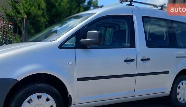 Серый Фольксваген Кадди, объемом двигателя 1.6 л и пробегом 267 тыс. км за 7200 $, фото 3 на Automoto.ua