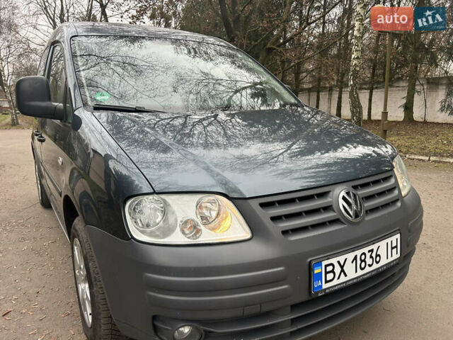 Сірий Фольксваген Кадді, об'ємом двигуна 1.6 л та пробігом 197 тис. км за 6350 $, фото 4 на Automoto.ua