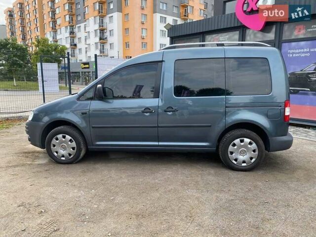 Серый Фольксваген Кадди, объемом двигателя 1.6 л и пробегом 203 тыс. км за 7800 $, фото 7 на Automoto.ua