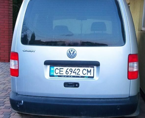 Серый Фольксваген Кадди, объемом двигателя 1.9 л и пробегом 180 тыс. км за 5200 $, фото 2 на Automoto.ua