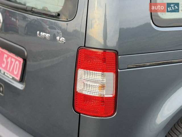 Серый Фольксваген Кадди, объемом двигателя 1.6 л и пробегом 227 тыс. км за 7899 $, фото 13 на Automoto.ua