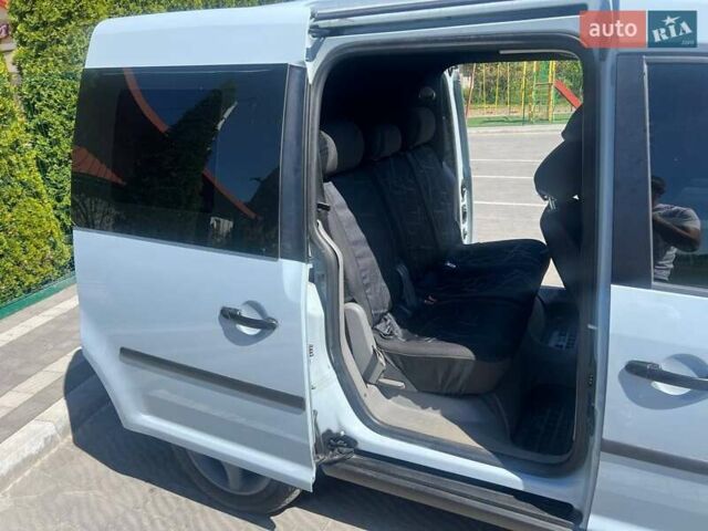 Сірий Фольксваген Кадді, об'ємом двигуна 1.9 л та пробігом 267 тис. км за 5500 $, фото 10 на Automoto.ua