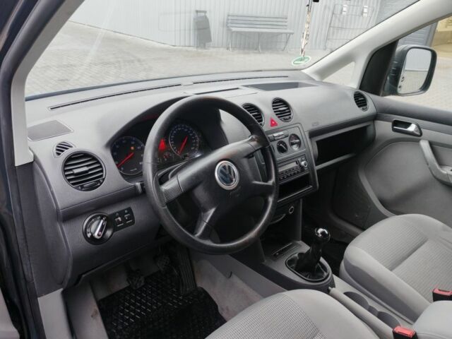 Серый Фольксваген Кадди, объемом двигателя 1.6 л и пробегом 220 тыс. км за 7000 $, фото 15 на Automoto.ua