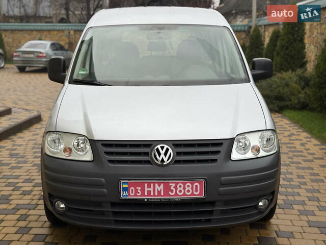 Серый Фольксваген Кадди, объемом двигателя 1.6 л и пробегом 183 тыс. км за 7200 $, фото 1 на Automoto.ua