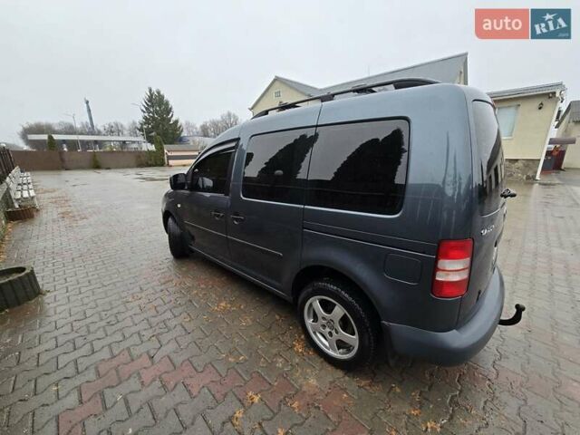 Сірий Фольксваген Кадді, об'ємом двигуна 1.9 л та пробігом 368 тис. км за 6600 $, фото 5 на Automoto.ua