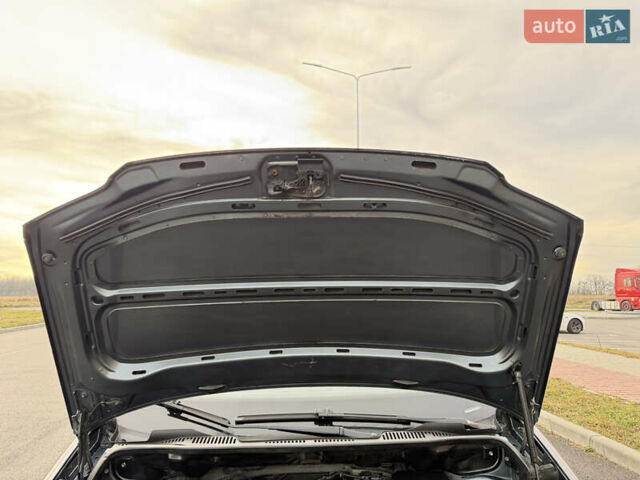 Серый Фольксваген Кадди, объемом двигателя 1.6 л и пробегом 227 тыс. км за 7899 $, фото 77 на Automoto.ua