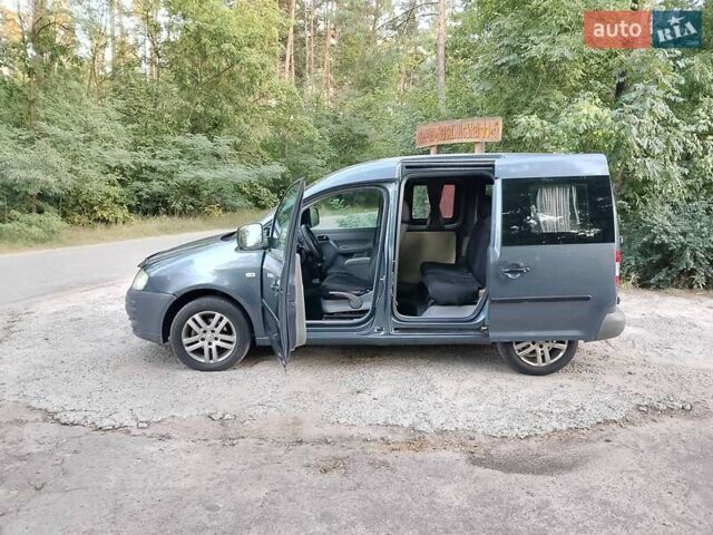 Сірий Фольксваген Кадді, об'ємом двигуна 1.9 л та пробігом 340 тис. км за 5500 $, фото 18 на Automoto.ua