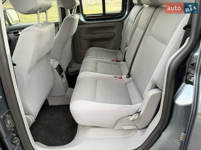 Серый Фольксваген Кадди, объемом двигателя 1.6 л и пробегом 227 тыс. км за 7899 $, фото 62 на Automoto.ua