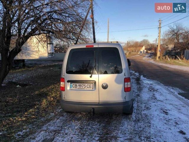 Серый Фольксваген Кадди, объемом двигателя 2 л и пробегом 388 тыс. км за 4800 $, фото 5 на Automoto.ua