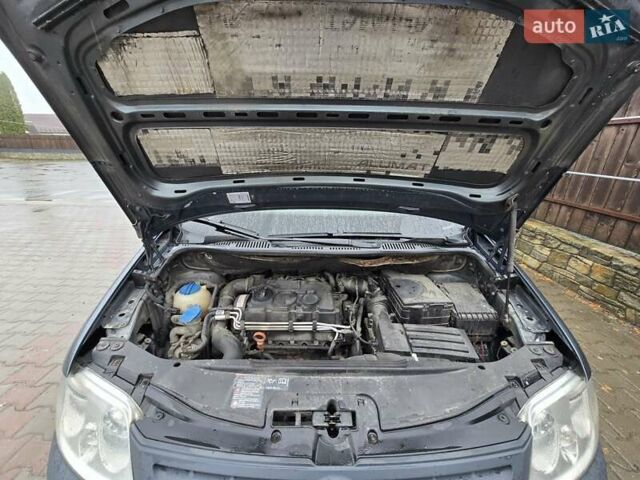 Сірий Фольксваген Кадді, об'ємом двигуна 1.9 л та пробігом 368 тис. км за 6600 $, фото 13 на Automoto.ua