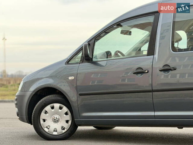 Серый Фольксваген Кадди, объемом двигателя 1.6 л и пробегом 227 тыс. км за 7899 $, фото 6 на Automoto.ua