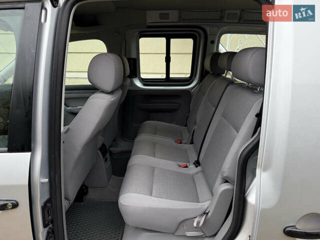 Серый Фольксваген Кадди, объемом двигателя 1.6 л и пробегом 183 тыс. км за 7200 $, фото 14 на Automoto.ua