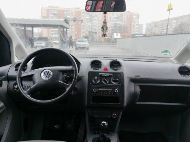 Серый Фольксваген Кадди, объемом двигателя 1.6 л и пробегом 220 тыс. км за 7000 $, фото 16 на Automoto.ua