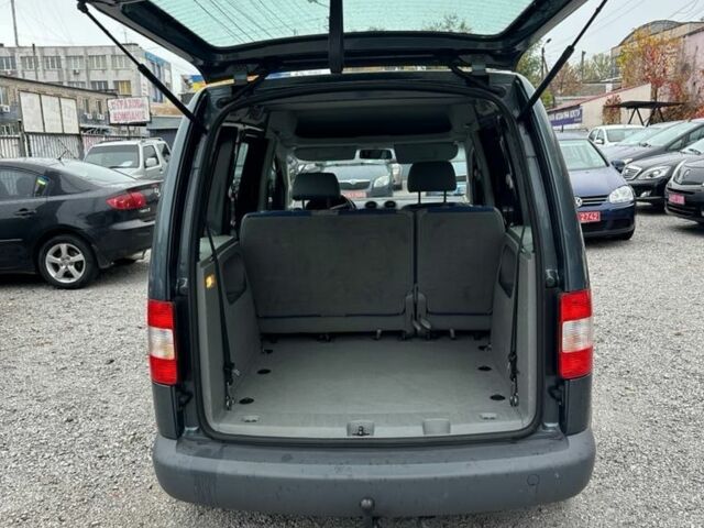 Серый Фольксваген Кадди, объемом двигателя 1.6 л и пробегом 220 тыс. км за 6900 $, фото 5 на Automoto.ua