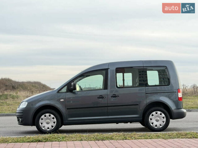 Серый Фольксваген Кадди, объемом двигателя 1.6 л и пробегом 227 тыс. км за 7899 $, фото 26 на Automoto.ua
