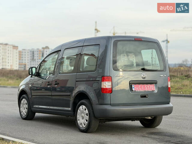 Серый Фольксваген Кадди, объемом двигателя 1.6 л и пробегом 227 тыс. км за 7899 $, фото 35 на Automoto.ua