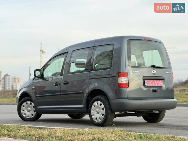 Серый Фольксваген Кадди, объемом двигателя 1.6 л и пробегом 227 тыс. км за 7899 $, фото 22 на Automoto.ua