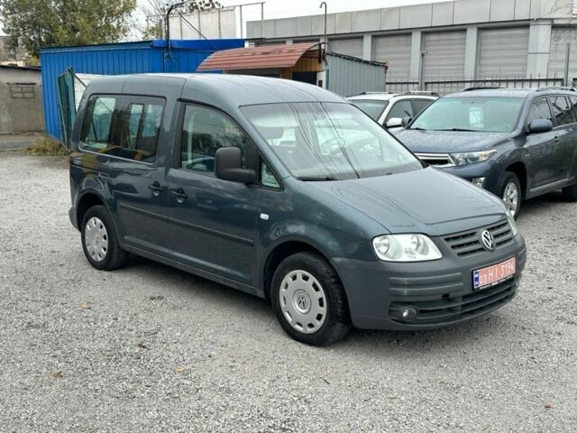 Серый Фольксваген Кадди, объемом двигателя 1.6 л и пробегом 220 тыс. км за 6900 $, фото 1 на Automoto.ua