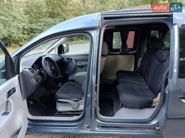 Сірий Фольксваген Кадді, об'ємом двигуна 1.9 л та пробігом 340 тис. км за 5500 $, фото 16 на Automoto.ua